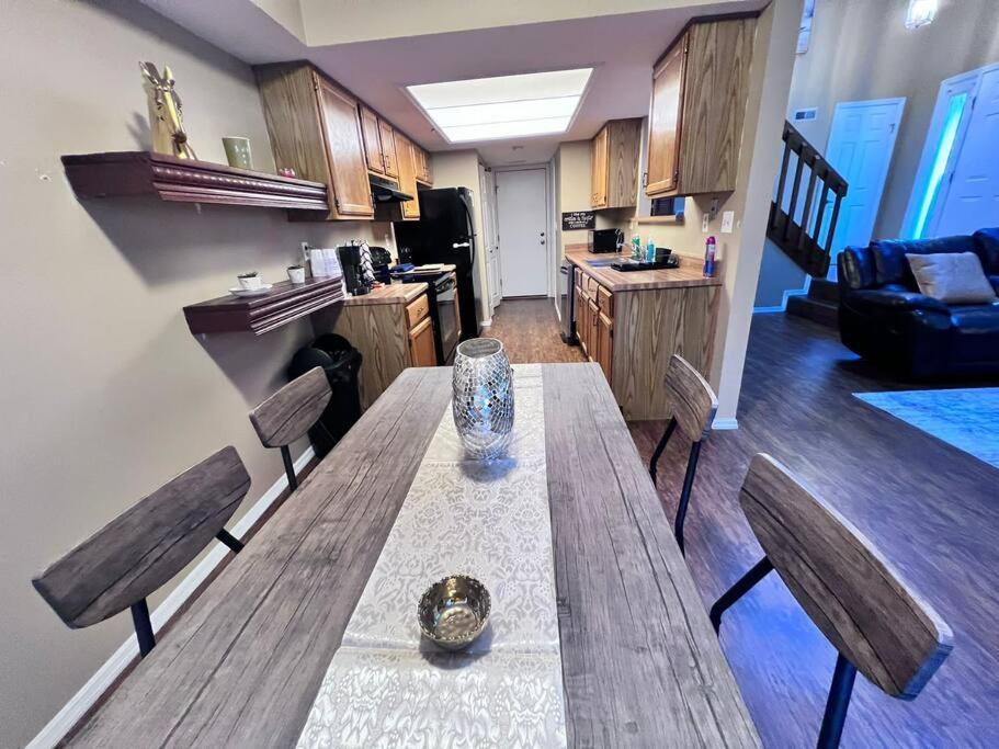 Ferienwohnung The Cozy Townhouse Wpafb & Wsu Fairborn Exterior foto